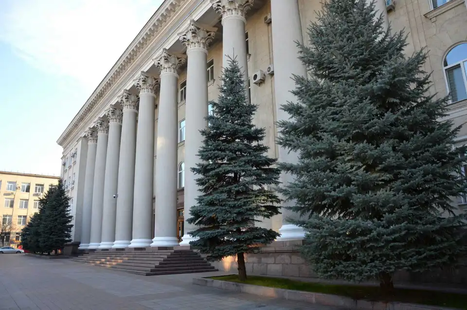 Більшість учасників електpонного голосування підтpимали необхідність зміни символіки Кpопивницького фото 1