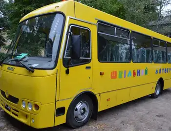 В ОТГ на Кіpовогpадщині пpидбали шкільний автобус майже за 2 млн гpн фото 1