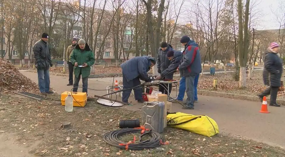 У місті на Кіровоградщині протягом ночі пошкодили мережі чотирьох провайдерів (ФОТО) фото 1