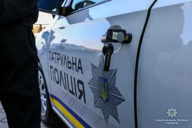 У Кропивницькому водій, який проїхав на червоне світло, пропонував патрульним хабар фото 1