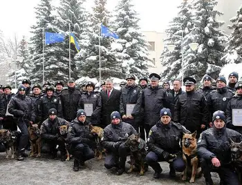 Кінологи та криміналісти Кіровоградщини отримали нові спецавтівки (ФОТО) фото 1