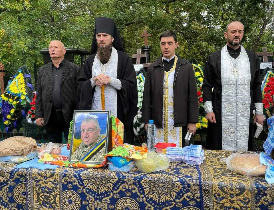 У Кропивницькому попрощалися із трьома загиблими захисниками (ФОТО)
