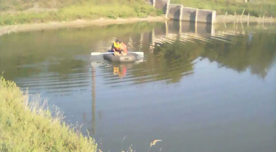 У ставку на Кіровоградщині водолази знайшли тіло чоловіка (ФОТО) фото 1