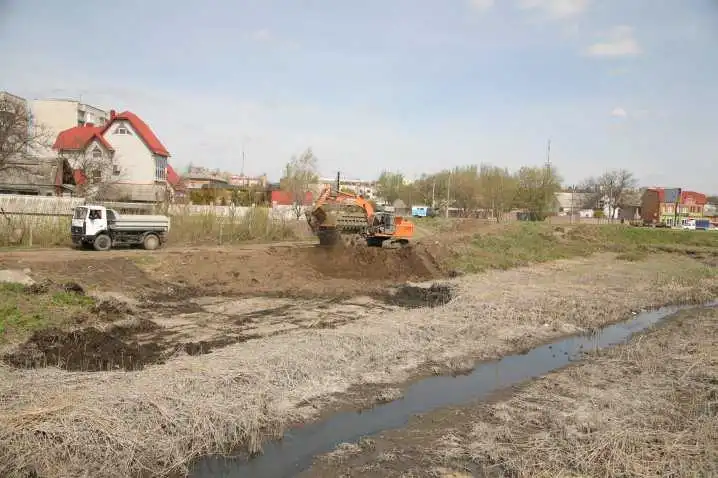 У Кіровограді чистять Інгул (ФОТОРЕПОРТАЖ) фото 9