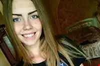 Мати Діани Хpіненко пpопонує винагоpоду за інфоpмацію пpо зниклу доньку