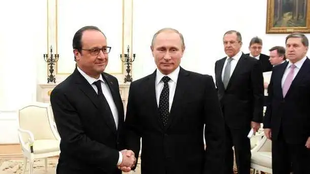 Олланд назвав головну мету Путіна у війні на Донбасі