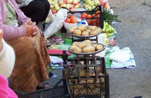 На стихійних ринках Кіровограда процвітають побори фото 1