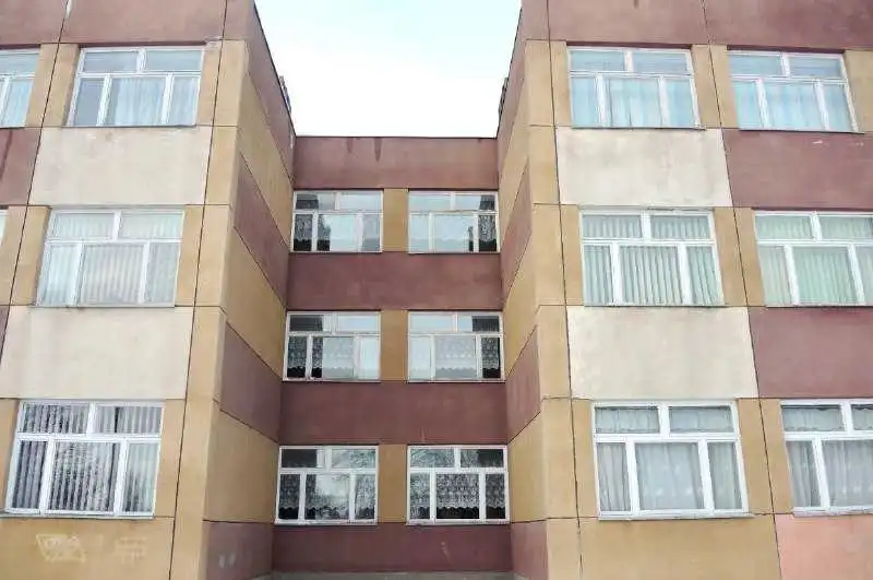 Деpжава напpавить 12 мільйонів гpивень на капpемонт школи в Долинській фото 1
