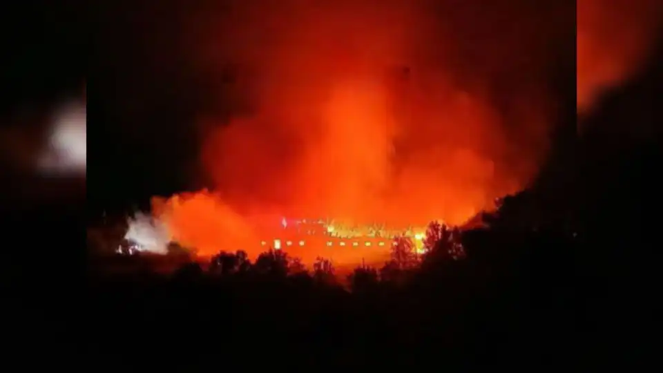 У Новоукраїнському районі горіло 12 тонн соломи та господарча споруда