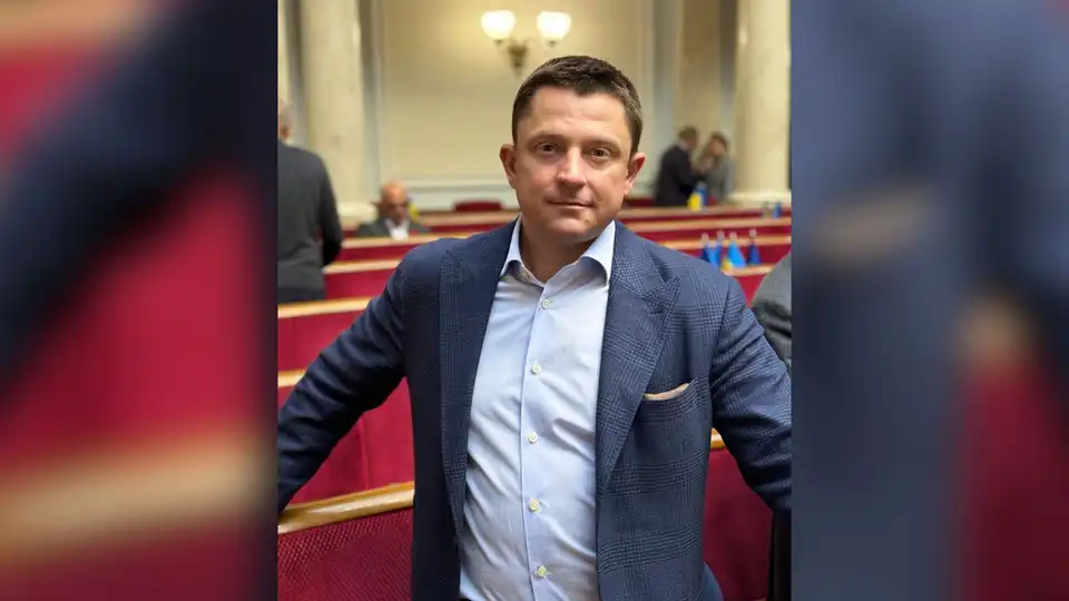 Нардеп від Кіровоградщини Олесь Довгий заявив про складання мандату