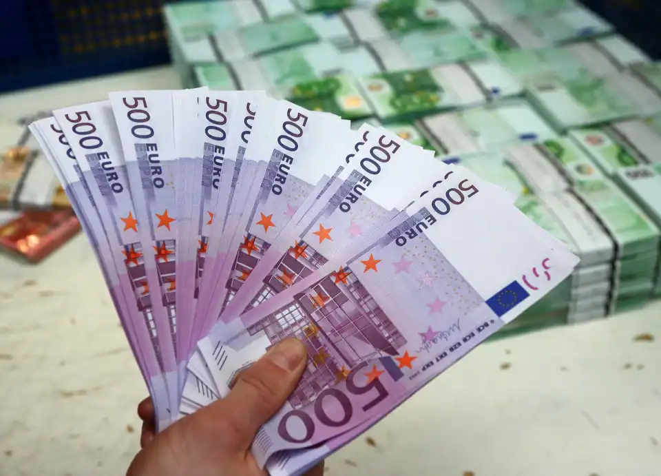 Від Болгарії до Люксембурга: оприлюднено розмір мінімальних зарплат у Євросоюзі (ІНФОГРАФІКА) фото 1