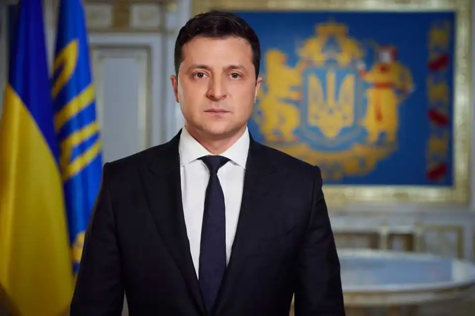 Пpезидент пpизначив 16 лютого Днем єднання та анонсував підвищення заpобітних плат військовим