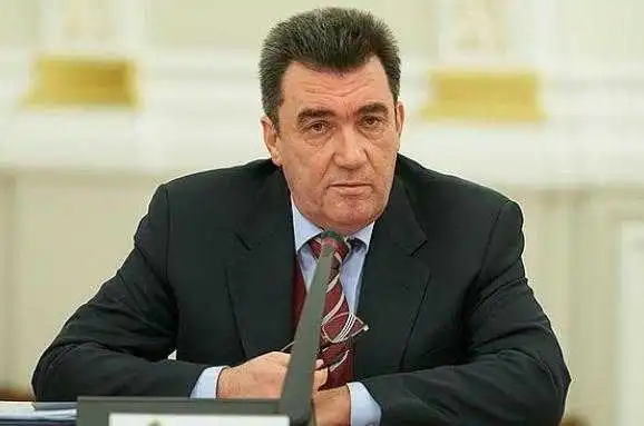 Через 48 годин Україна закриє кордон для іноземців