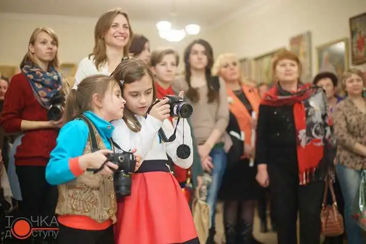 Краса врятує світ: кіровоградський «Єлисаветград» відзначив перший ювілей (ФОТОРЕПОРТАЖ)