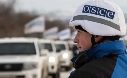 У Мінську домовилися припинити вогонь та пустити ОБСЄ в ОРДЛО