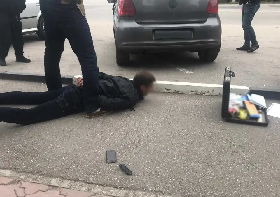 На Кіровоградщині затримали групу підозрюваних у спробі рейдерства фото 1