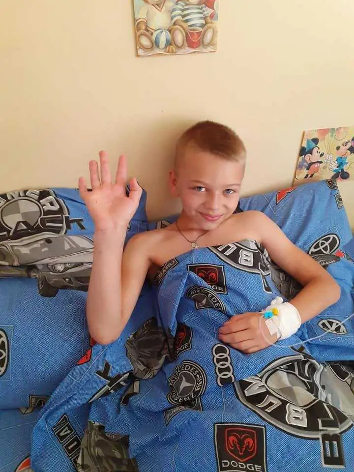 На Кіровоградщині родина виготовляє й продає мило, щоб оплатити лікування сина фото 1