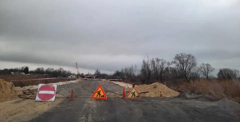 На Кіровоградщині поліція та Укртрансбезпека контролюватимуть рух вантажівок через Злинку