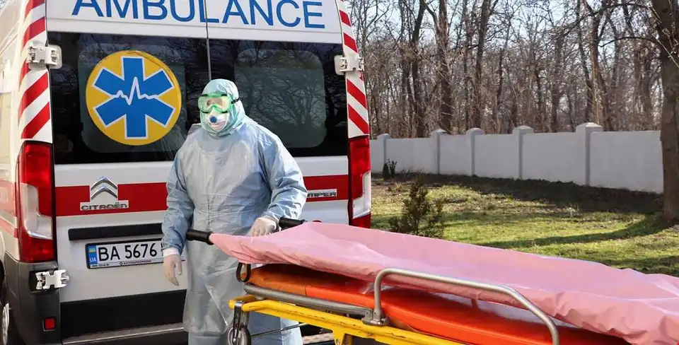 Майже дві тисячі жителів Кіровоградщини наразі хворіють на COVID, 16 у тяжкому стані