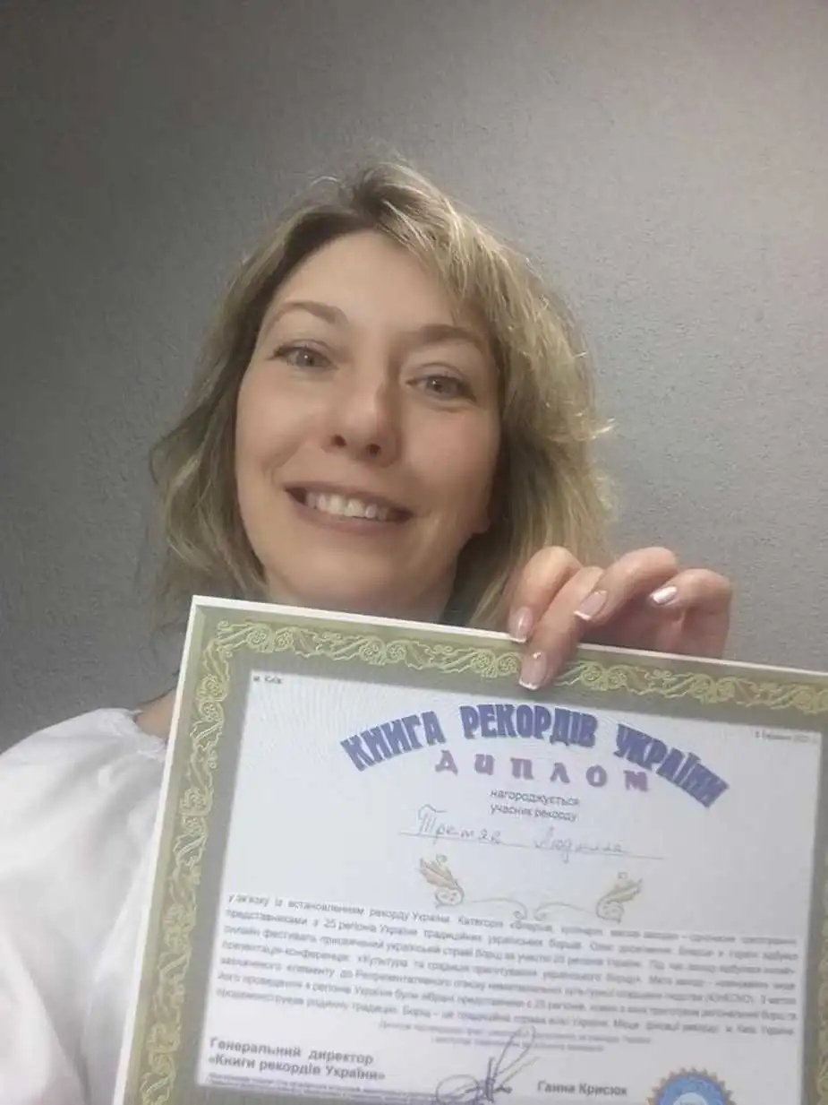 В акції "Всеукраїнський борщ" Кіровоградщину представила жителька Новомиргорода