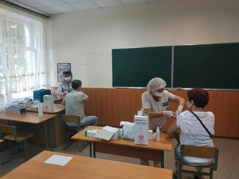 На Кіровоградщині щоденно вакцинують близько 3 тисяч людей (ФОТО)