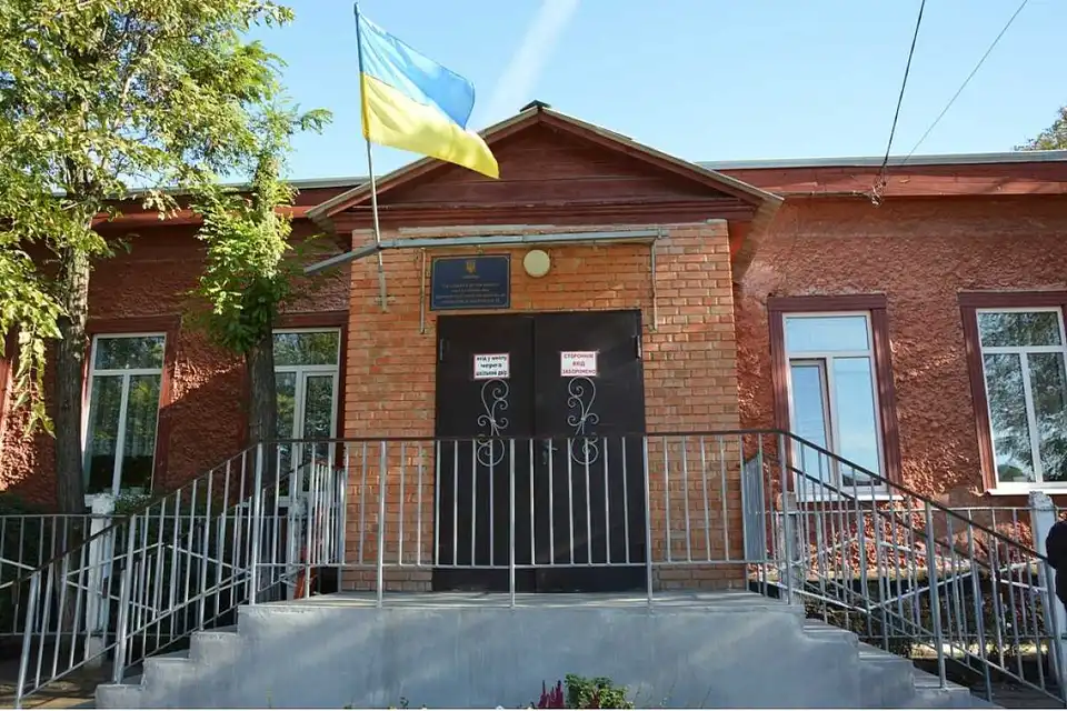 Лариса Костенко: Ніяких рішень щодо закриття Завадівської гімназії у Кропивницькому не приймали