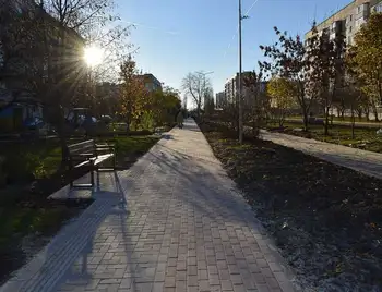 У Кропивницькому за 5 мільйонів облаштують алею для прогулянок (ФОТО) фото 1