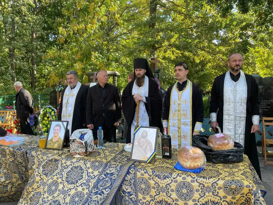 У Кропивницькому попрощалися з трьома загиблими захисниками (ФОТО)