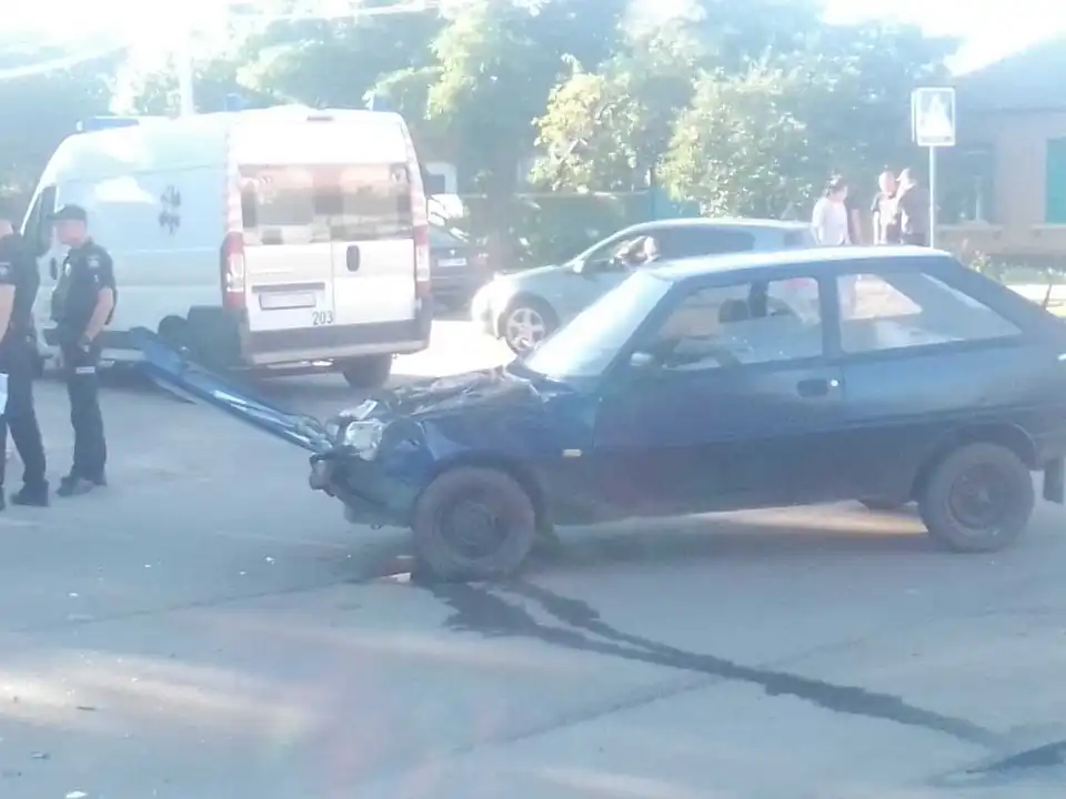 У Кропивницькому на вулиці Василя Нікітіна сталася ДТП (ФОТО)