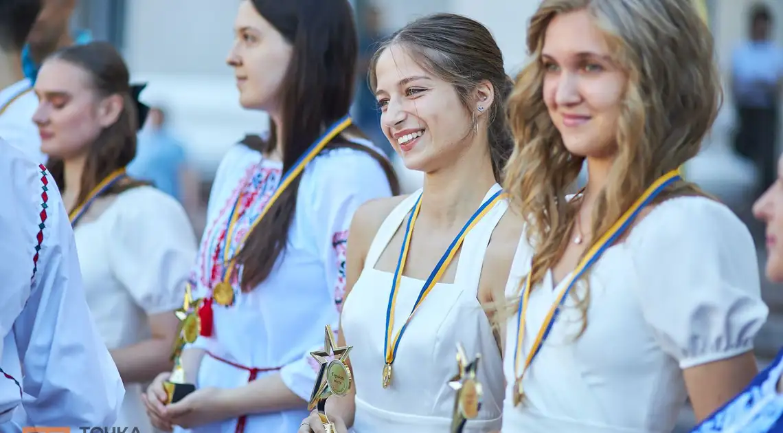 Випускникам вручили медалі в Кропивницькому