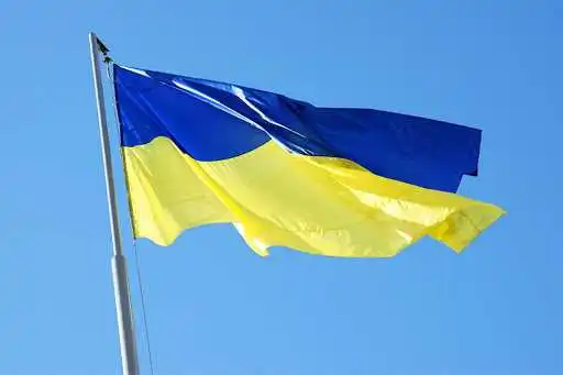 Де встановлять найвищий прапор у Кропивницькому, вирішуватимуть містяни фото 1