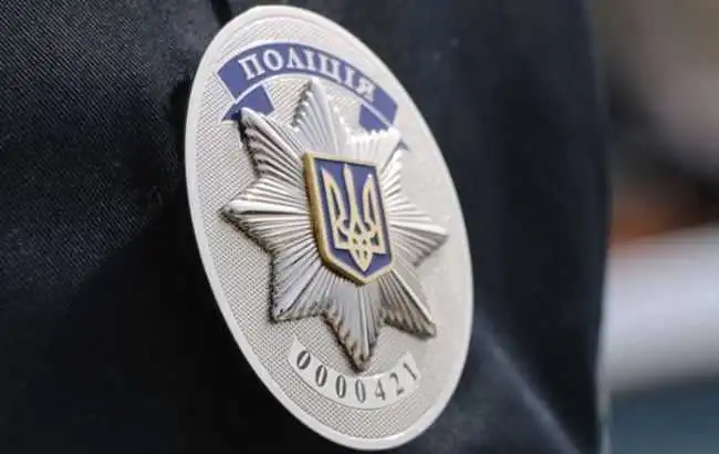 Поліція Кіровоградщини просить допомогти встановити особу підозрюваного (ФОТО)