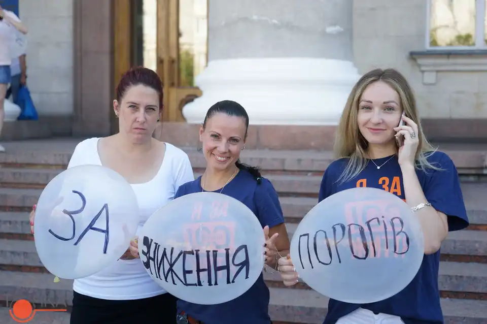 Активісти закликали депутатів Кропивницького не викидати гроші на вітер (ФОТО) фото 18