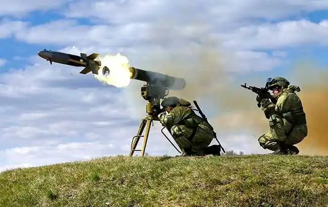 Росія проведе масштабні військові навчання
