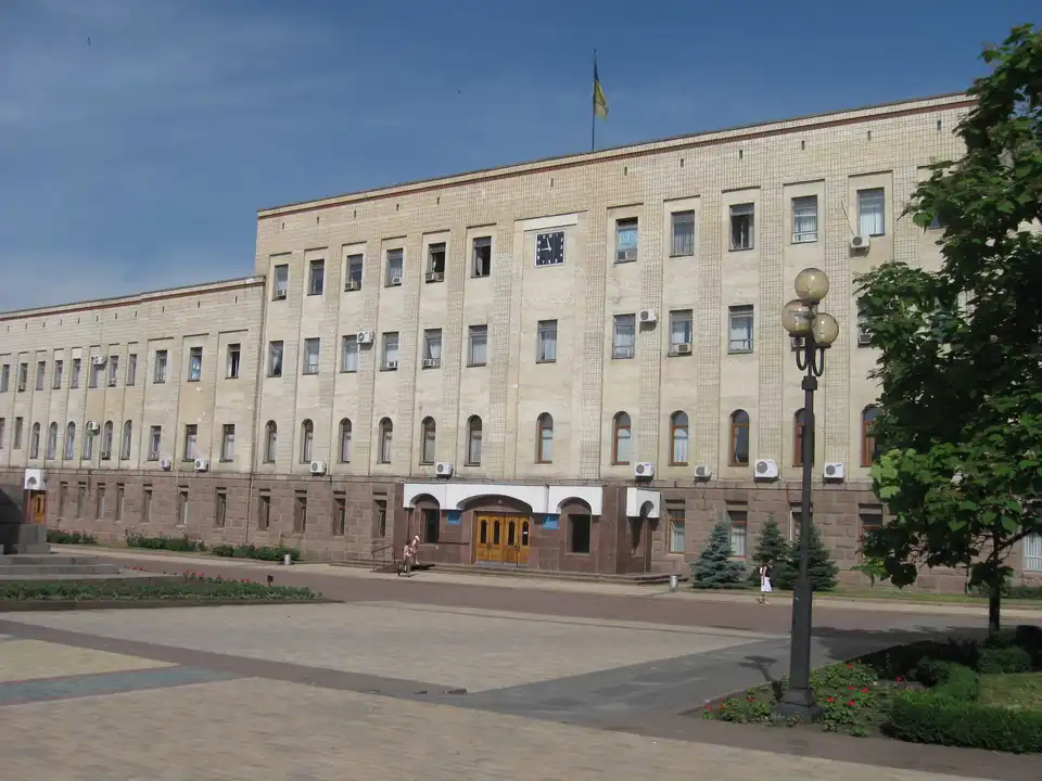 Депутати Кіровоградщини підвищили освітянам заробітну плату
