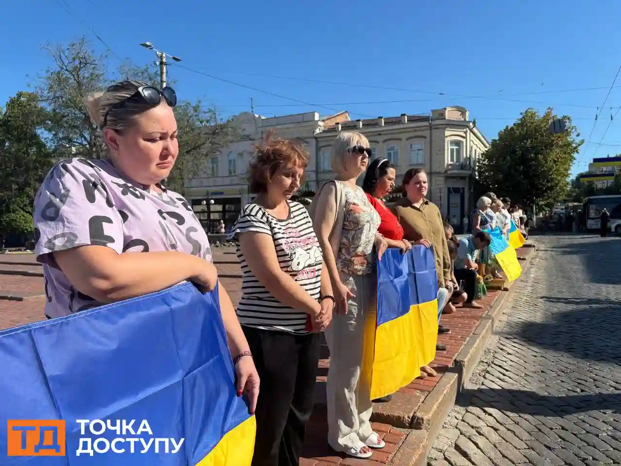 В центрі Кропивницького зупинився траурний кортеж