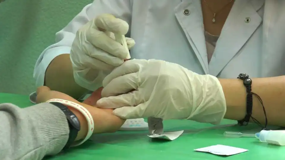 В День міста жителів та гостей Кропивницького безкоштовно тестуватимуть на ВІЛ фото 1