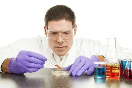 Вчені досліджують новий метод боротьбі зі старінням, що може "подарувати" безсмертя