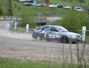 Кропивничан запрошують на відкриття сезону драйвових перегонів "Drag Racing" фото 1