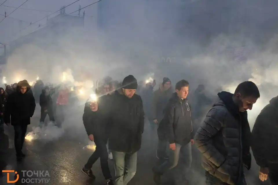У Кропивницькому пройшов марш на підтримку футбольного клубу «Зірка» (ФОТОРЕПОРТАЖ) фото 1