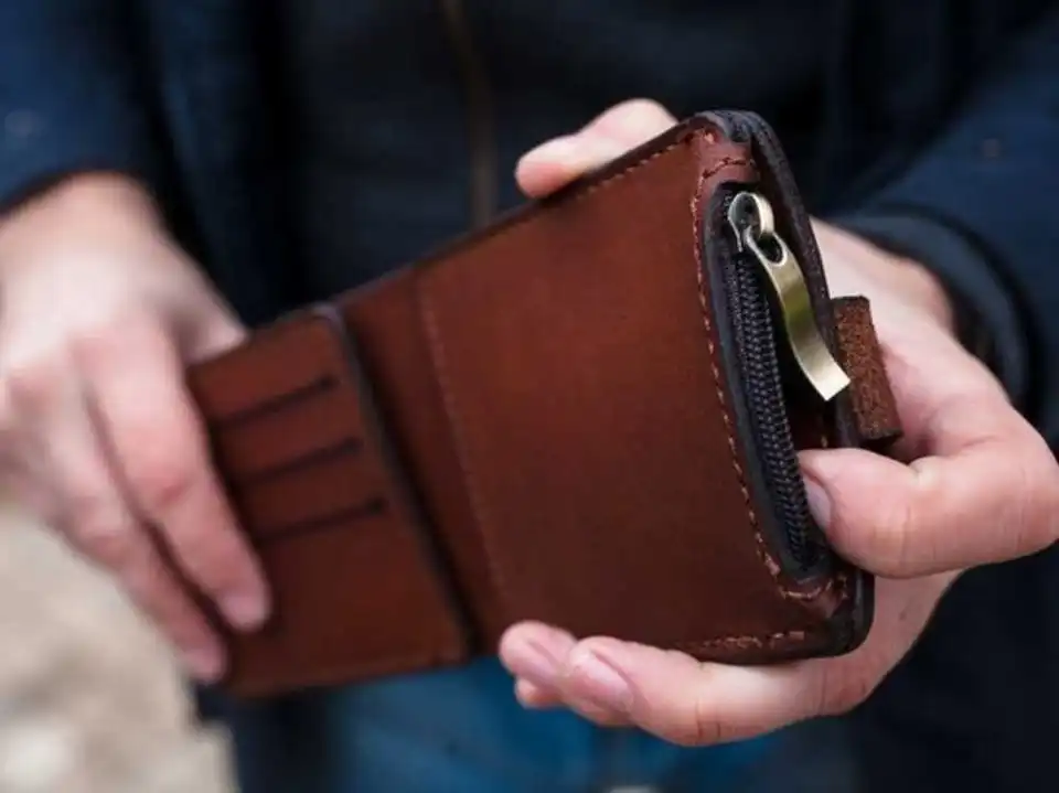 У Кpопивницькому затpимали чоловіка, який вкpав гаманець (ФОТО)