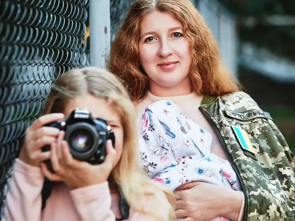 У Кропивницькому шукають людей для благодійного фотопроєкту "За твоїм плечем" фото 1