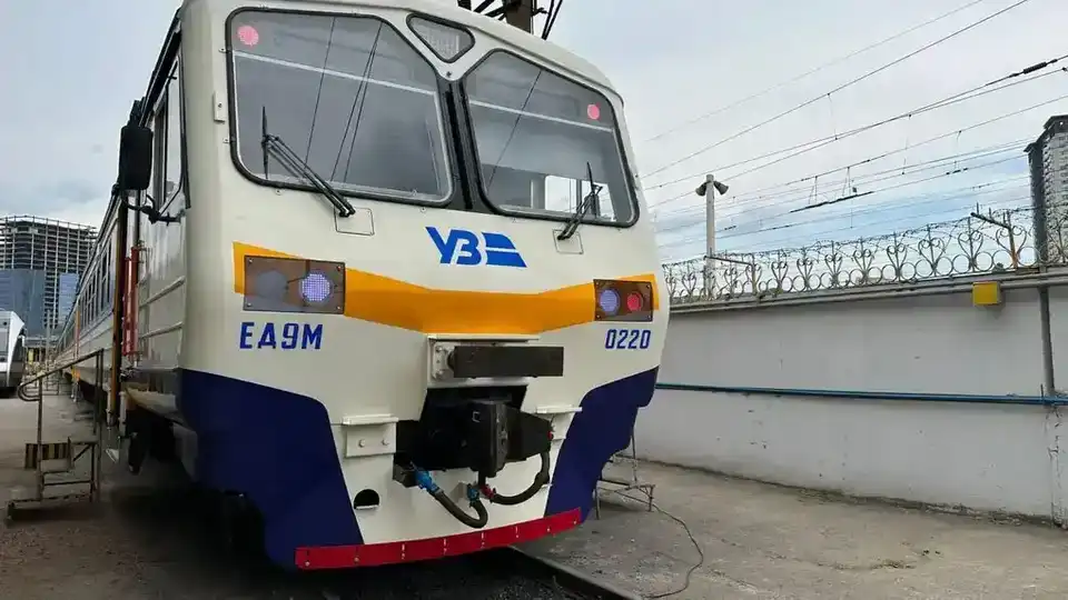На Кіровоградщині тимчасово змінять розклад двох приміських поїздів: дати