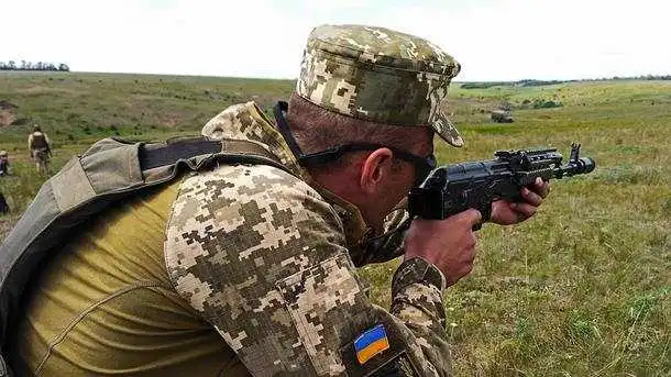 "Спека" під ДАПом: волонтер розповів про втрати бойовиків