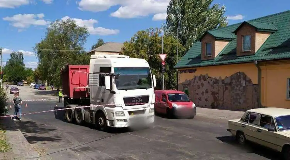 Водій, який скоїв смертельну ДТП у Кропивницькому, перебуває під домашнім арештом фото 1