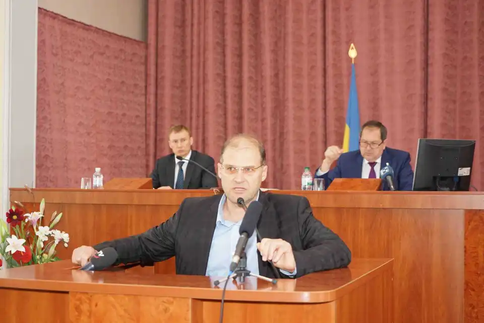 Міському голові Кропивницького висловили особисту недовіру (ФОТО)