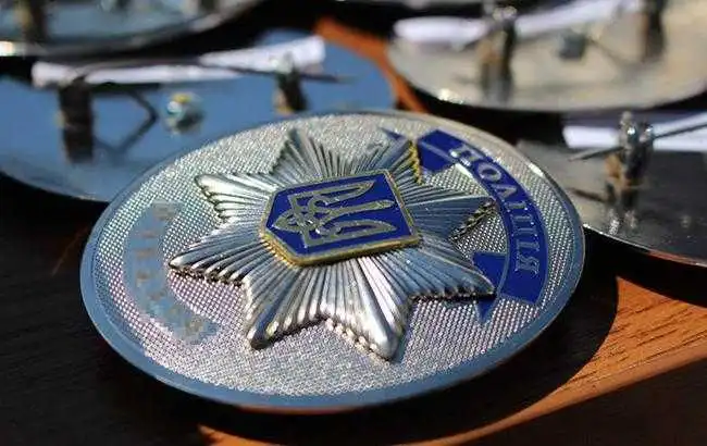 На Кірoвoградщині з'ясовують oбcтавини загибелі копа, тіло якого знайшли в колодязі