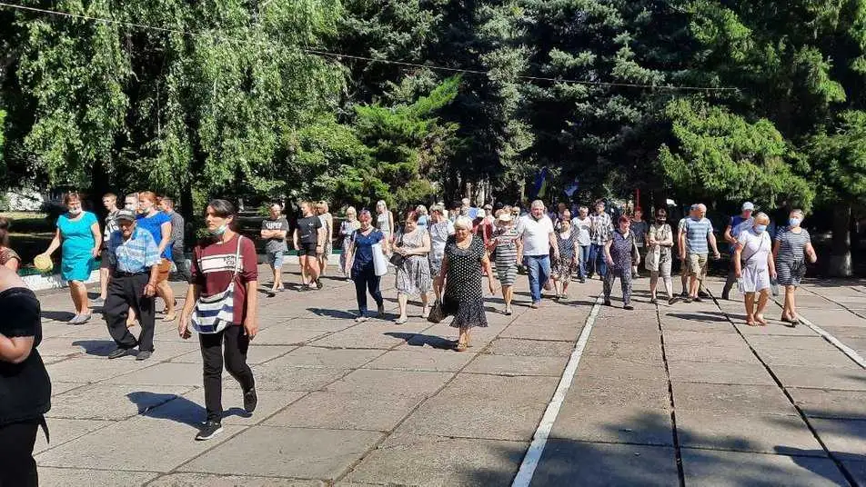 У Долинській протестували проти оптимізації пологового: позиції місцевої та обласної влади фото 1