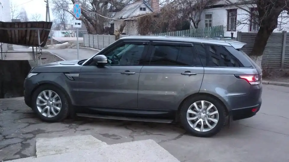 Поліцію змусили з’ясувати, звідки у мера з Кіровоградщини гроші на елітний «Range Rover» (ФОТО) фото 1