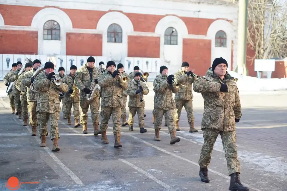 Спецпризнaченцi у Кропивницькому вшaнувaли пам'ять зaгиблих пiд Дебaльцевим побратимів (ФОТОРЕПОРТАЖ)